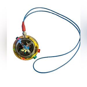 Switch it vintage am/Fm radio necklace